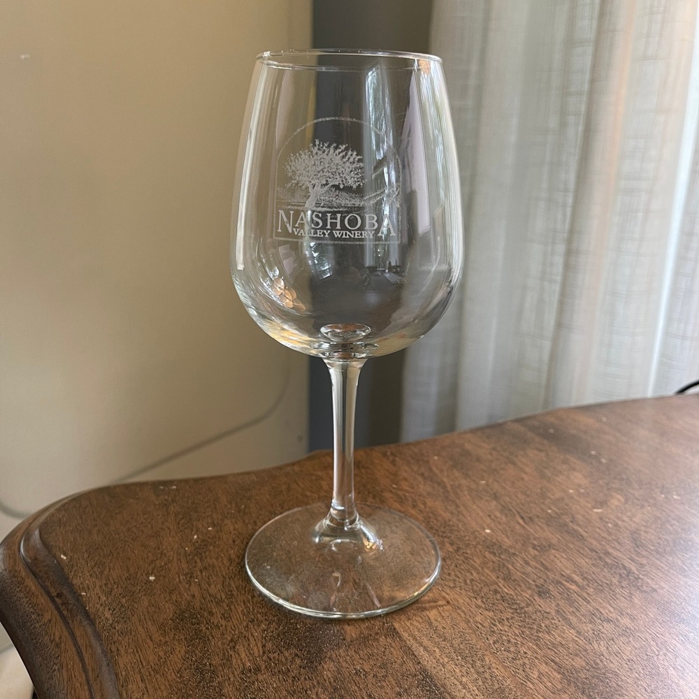 Nashoba Valley Winery Wine Glass Stemware Barware Drinkware Etched‎ Logo